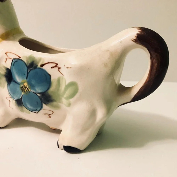 Vintage Ceramic Cow Creamer made  in Japan 5 Inch Tall Floral - Picture 4 of 14